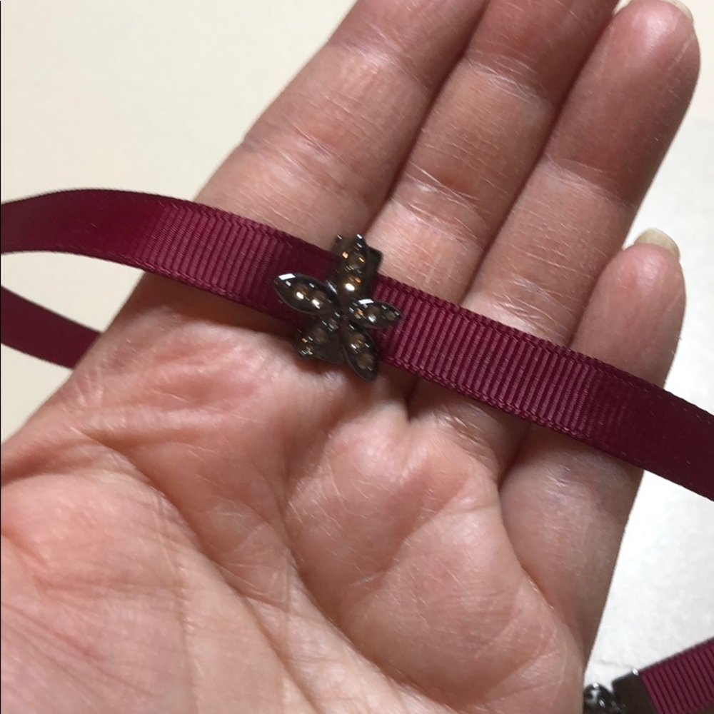 Choker - Picture 2 of 3